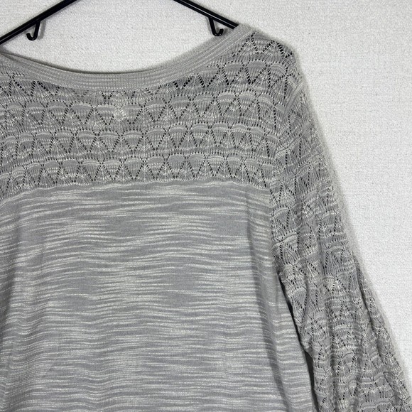 CJ Banks Lightweight Sweater Womens 1X Slub Knit Body Crochet Shoulders Gray - Picture 10 of 11